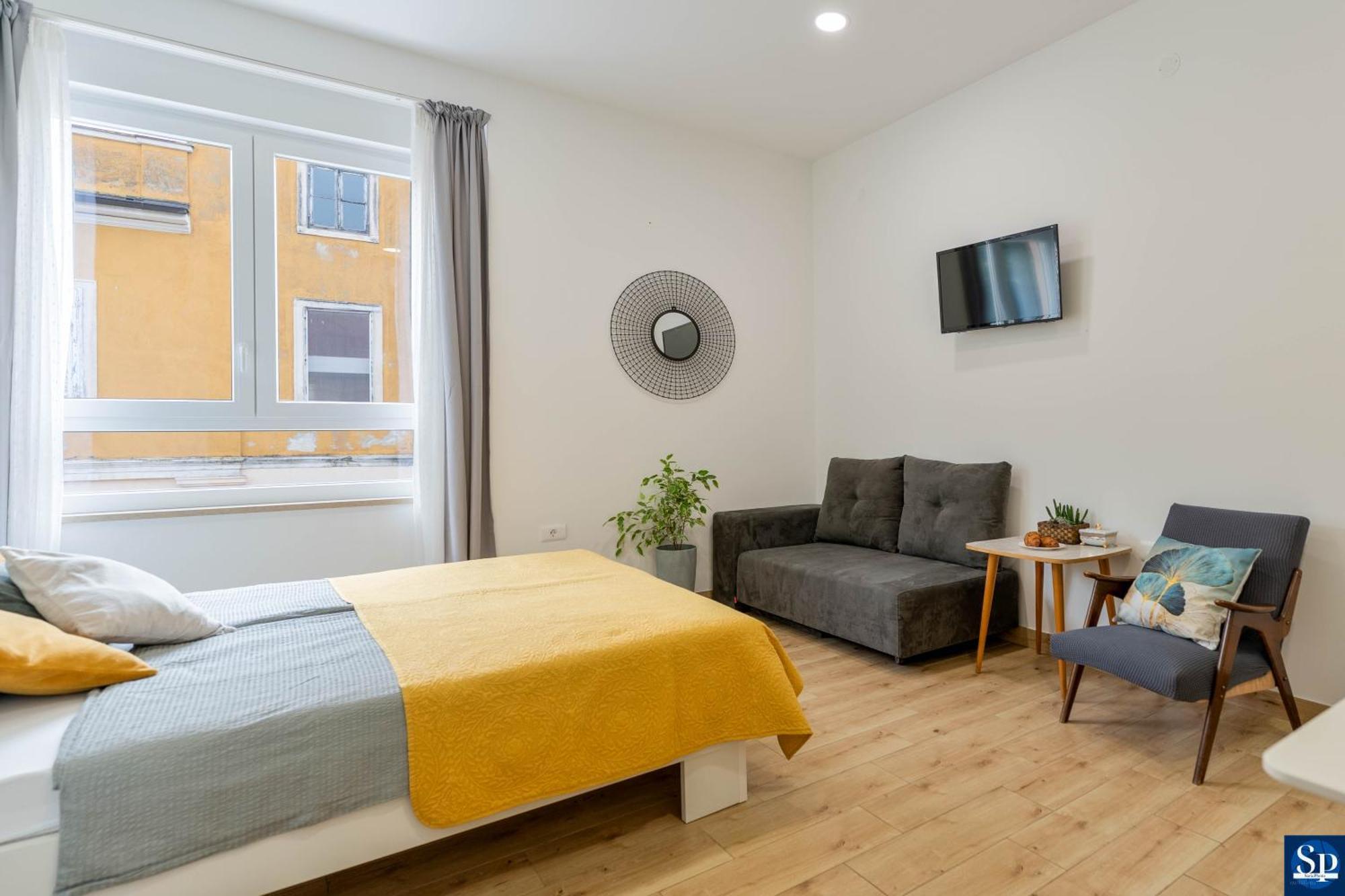 Colosseum Garden Studio Apartments Pula Luaran gambar