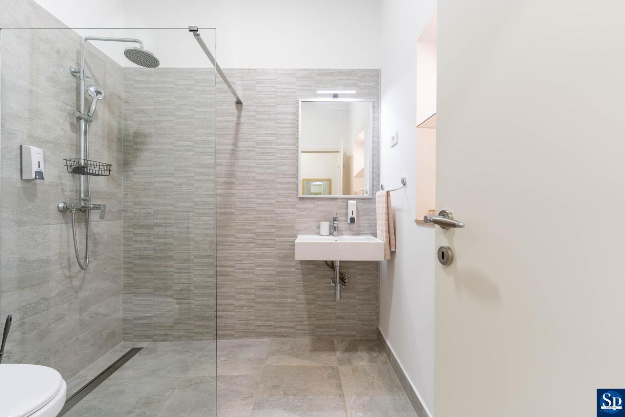 Colosseum Garden Studio Apartments Pula Luaran gambar